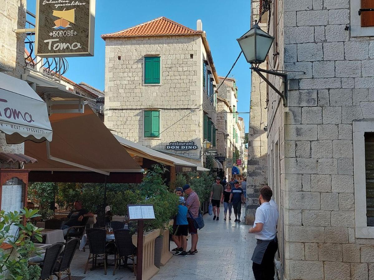 Apartments Old Town Trogir Exteriör bild